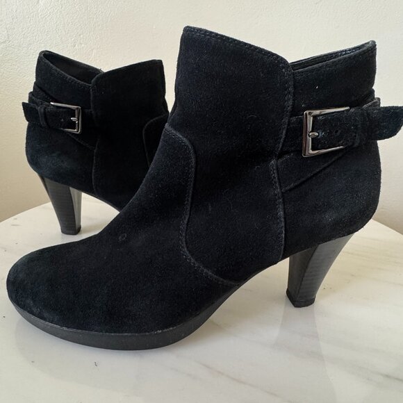 Blondo Isla Ankle Booties, pleaseAquaProtect Black Suede, Size 7.5 - Picture 1 of 15